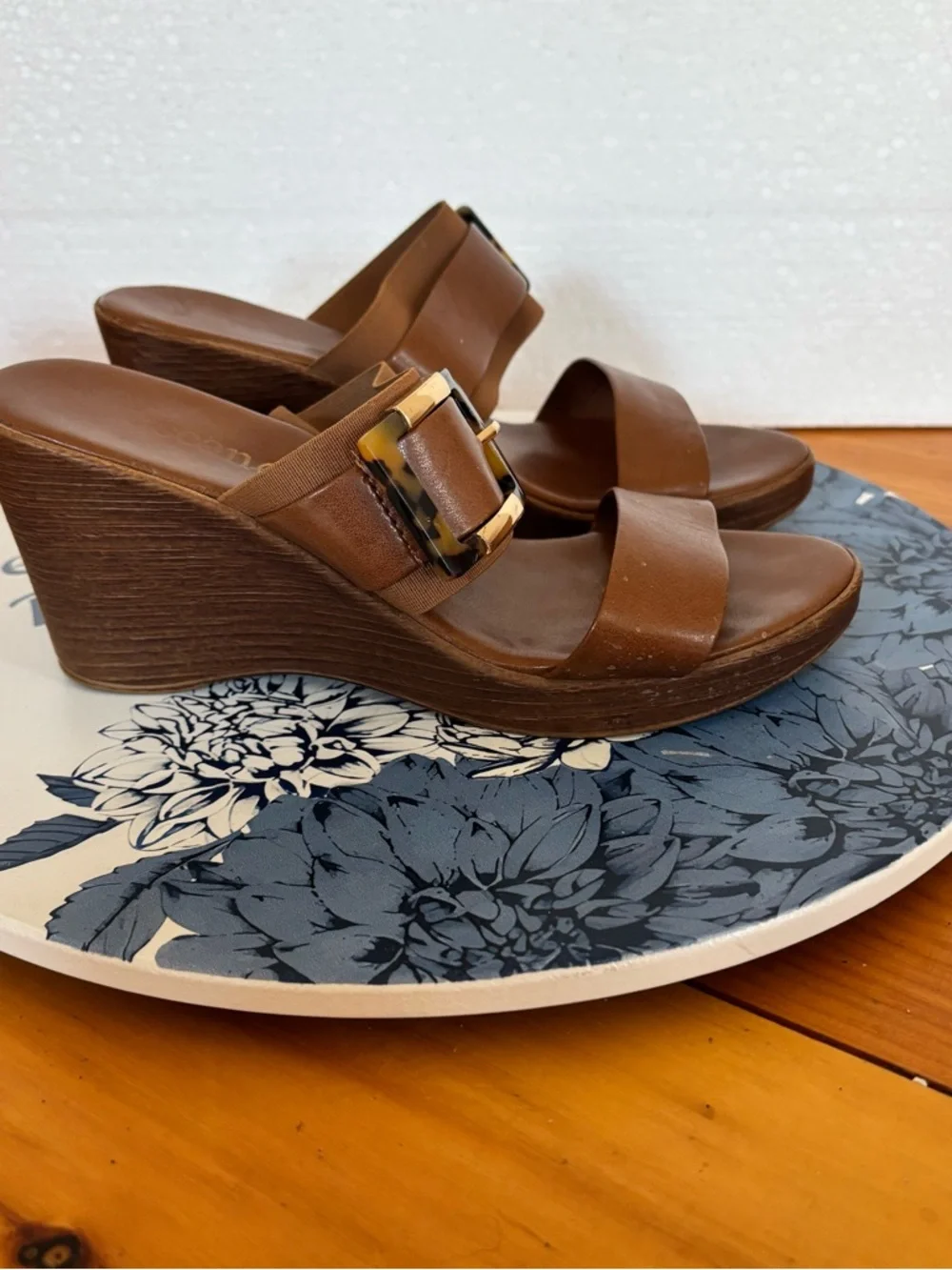 Toscanella Brown Leather Wedge Sandals Size 6.5 Made in Italy